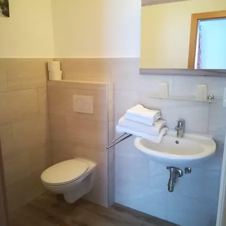 Farma Sinsamreith, Familie Ensmann *