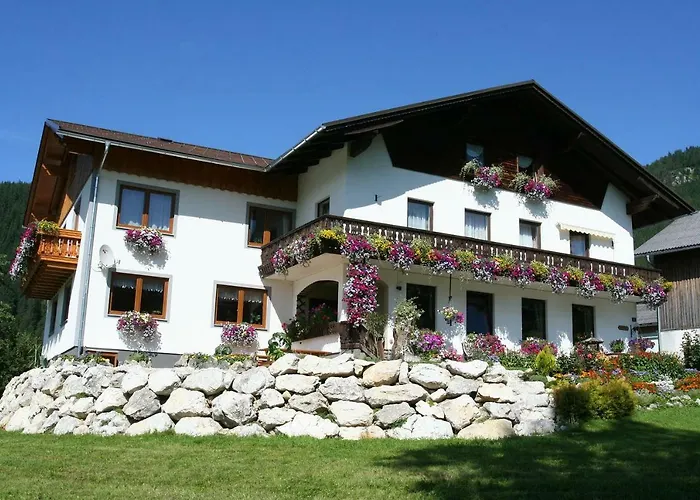 Farmház Sinsamreith, Familie Ensmann *