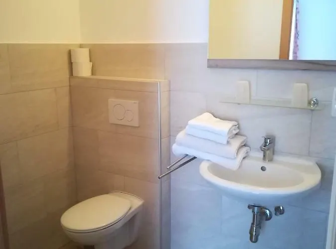 Farmház Sinsamreith, Familie Ensmann *